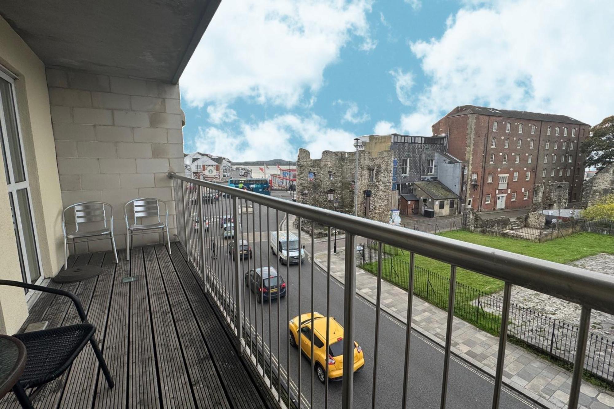 The Greenwich - Two Bedroom Apartment With Parking, Close To Ferry Terminals Southampton Eksteriør billede