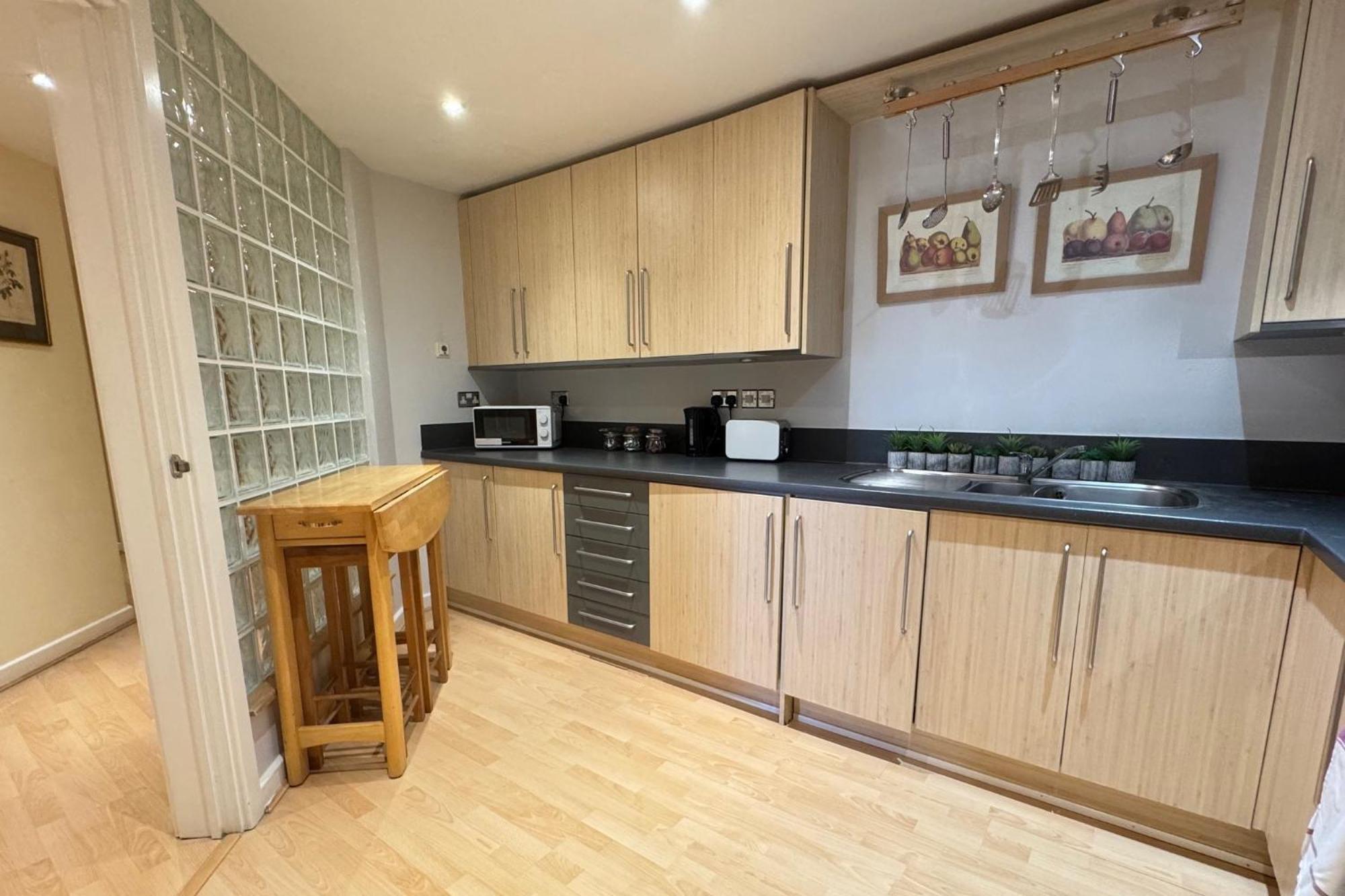 The Greenwich - Two Bedroom Apartment With Parking, Close To Ferry Terminals Southampton Eksteriør billede